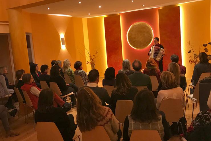 Ein letztes Ständchen 01